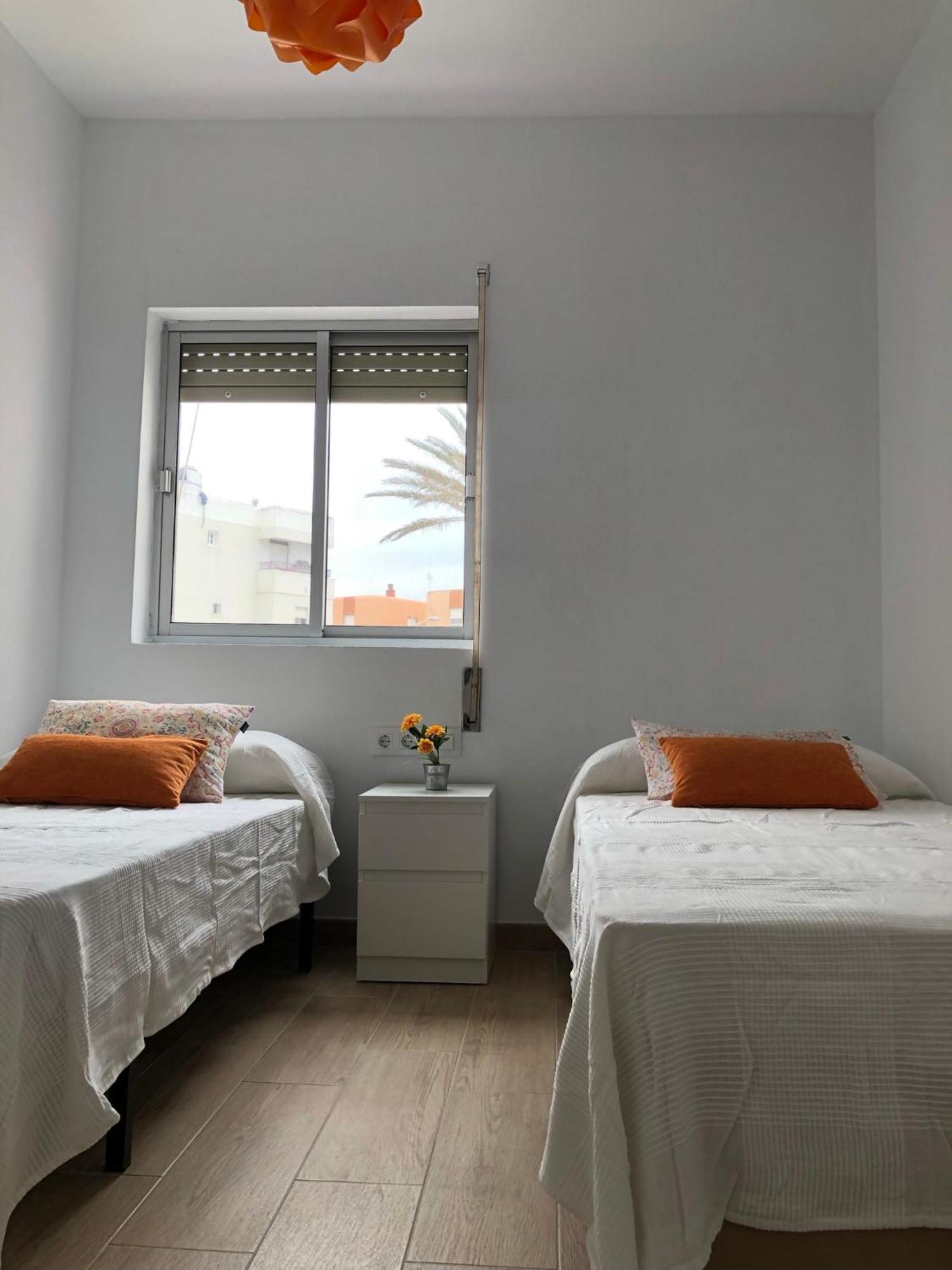 Apartamento Playa De Tarifa Esterno foto